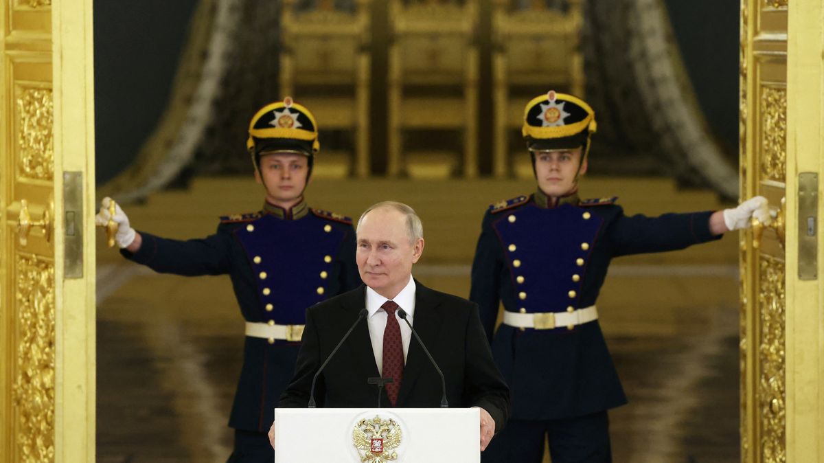 Stihne vás neštěstí. Putin se pustil do Lotyšska kvůli ruské menšině